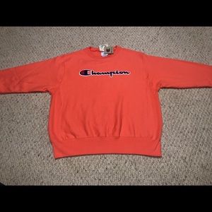 BRAND NEW CHAMPION SWEATSHIRT